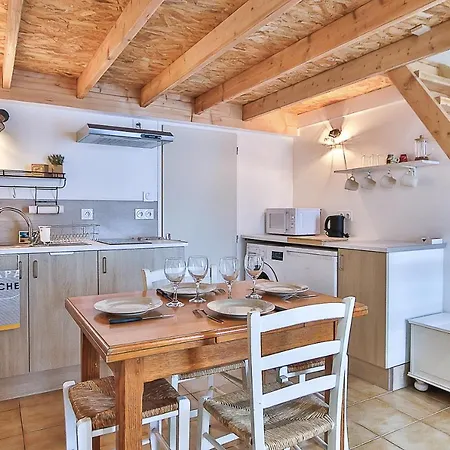 Le Petit Julien Apartment *