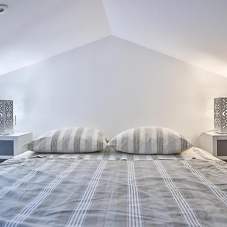 Le Petit Julien Apartment *